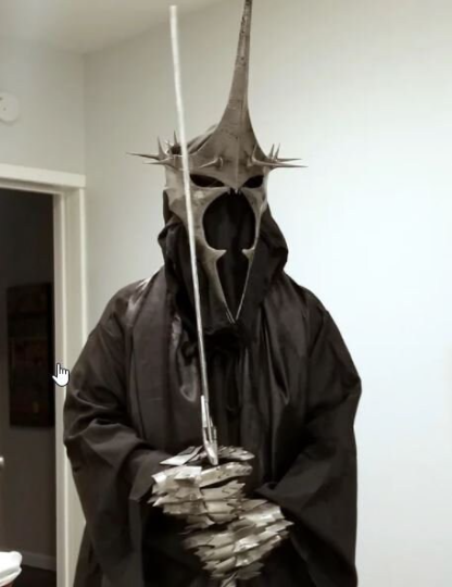 Witch King costume cosplay Witch King of Angmar helmet and guantlet lord of rings costume cosplay 3D print file